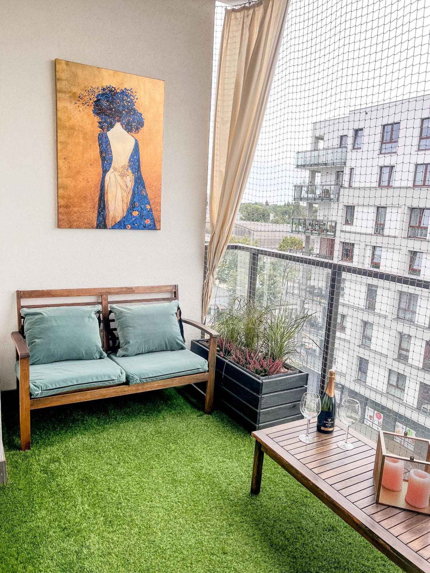 Lake Park Apartament With Free Parking Airport Netflix Lejlighed Warszawa Eksteriør billede