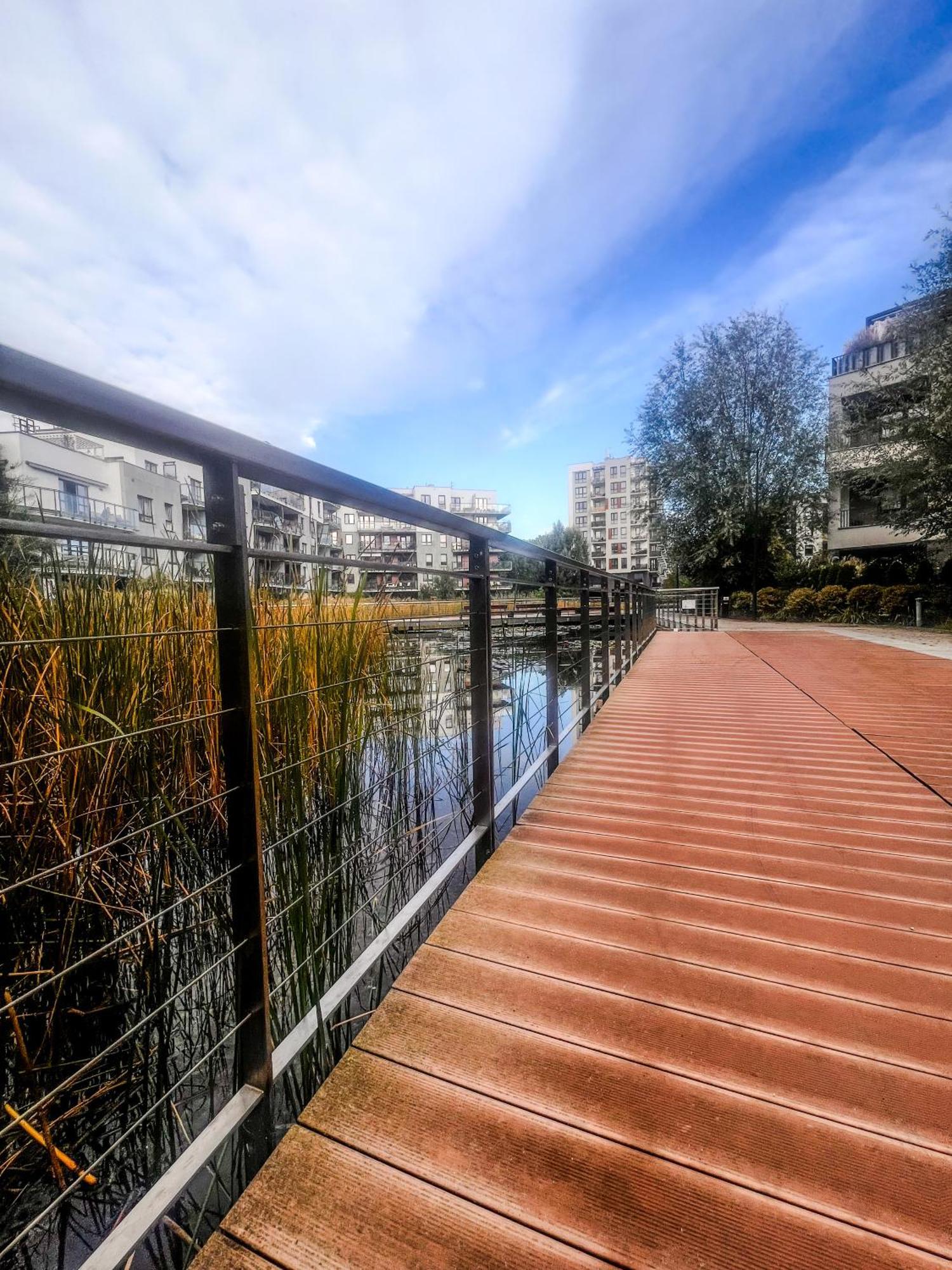 Lake Park Apartament With Free Parking Airport Netflix Lejlighed Warszawa Eksteriør billede